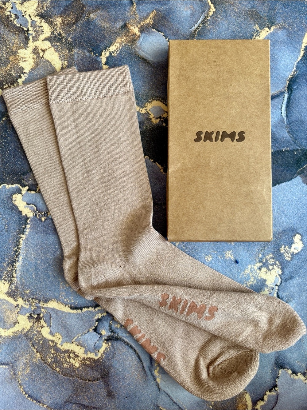 Brand New SKIMS Everyday Crew Sock Mid Calf Clay Neutral Knit Logo Stretch Fit